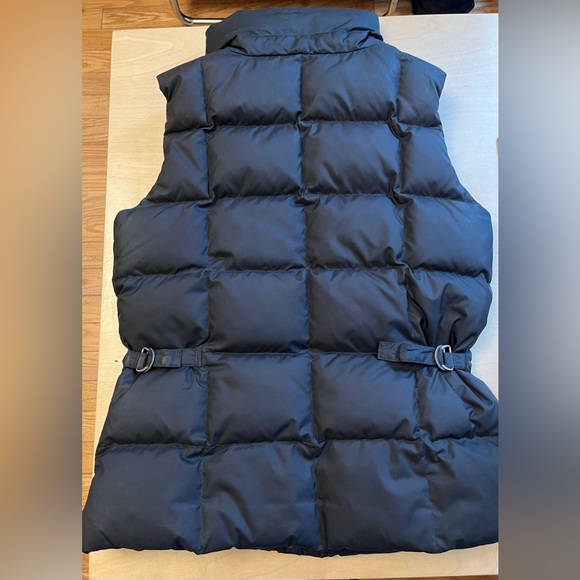 Eddie Bauer 700 down filled vest / womens M - Picture 2 of 4